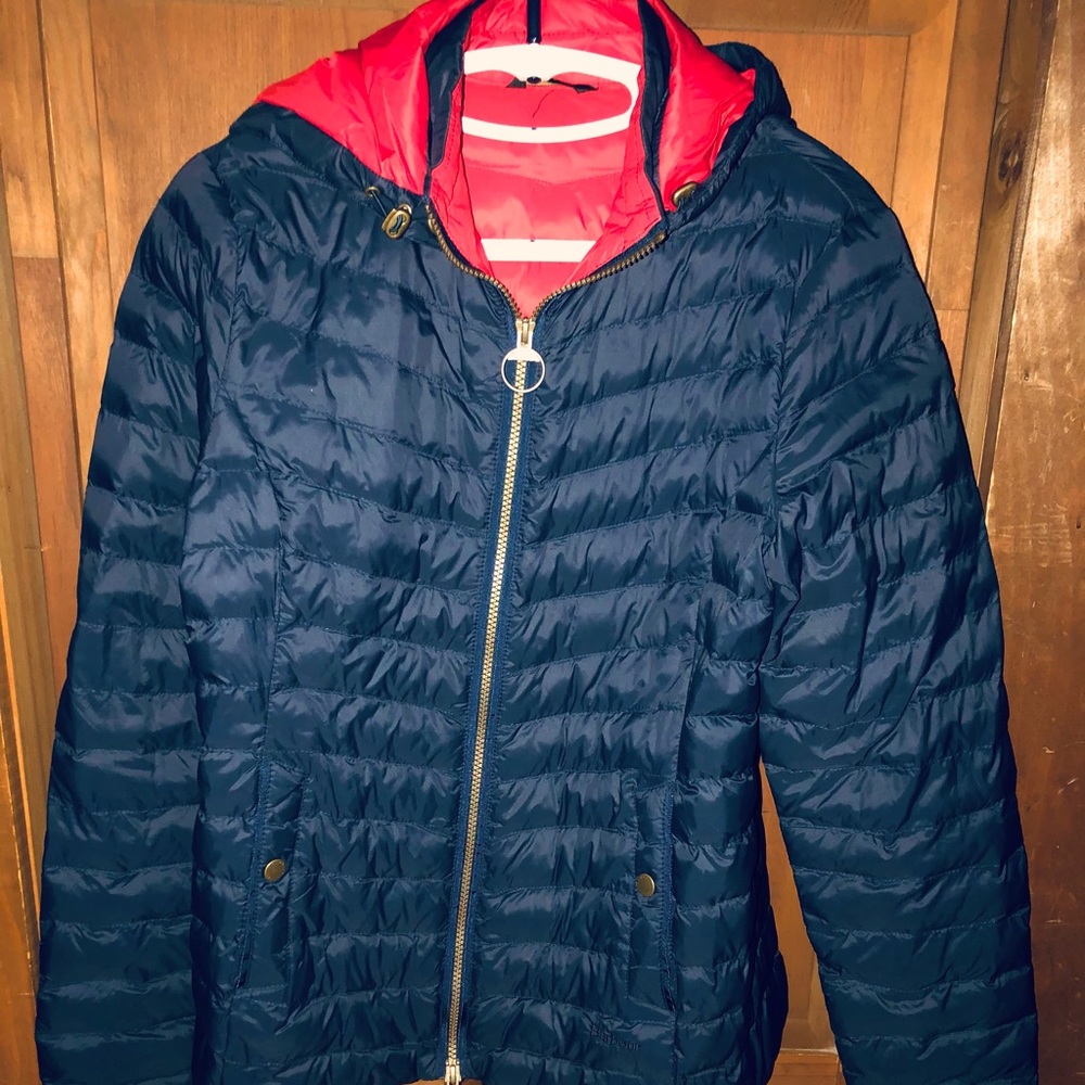 Barbour light puffy jacket. Great condition snd very comfortable!